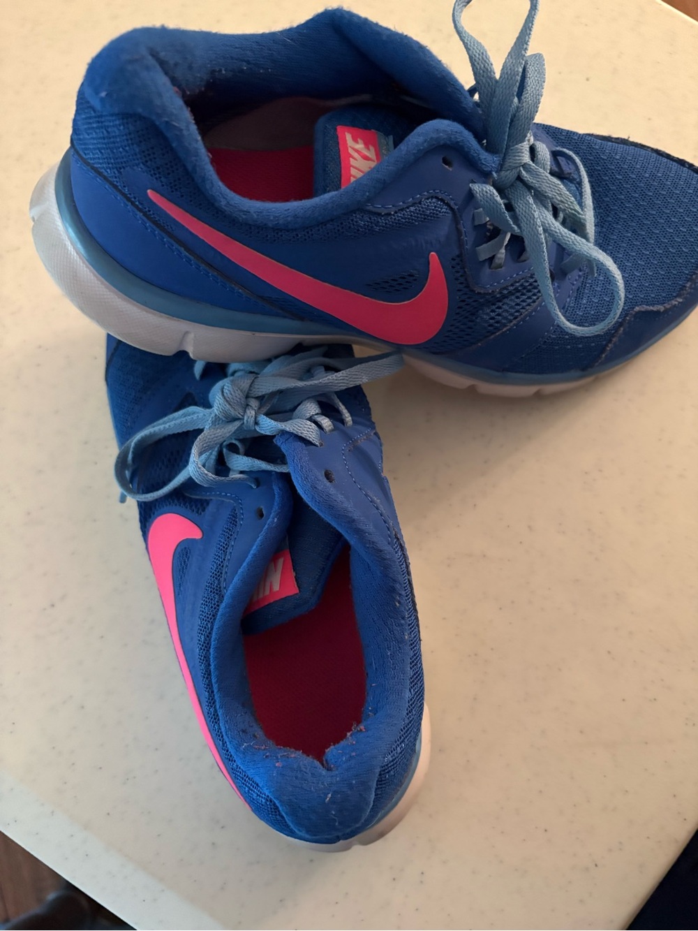 Nike Girls' Blue Sneakers with Pink Swoosh